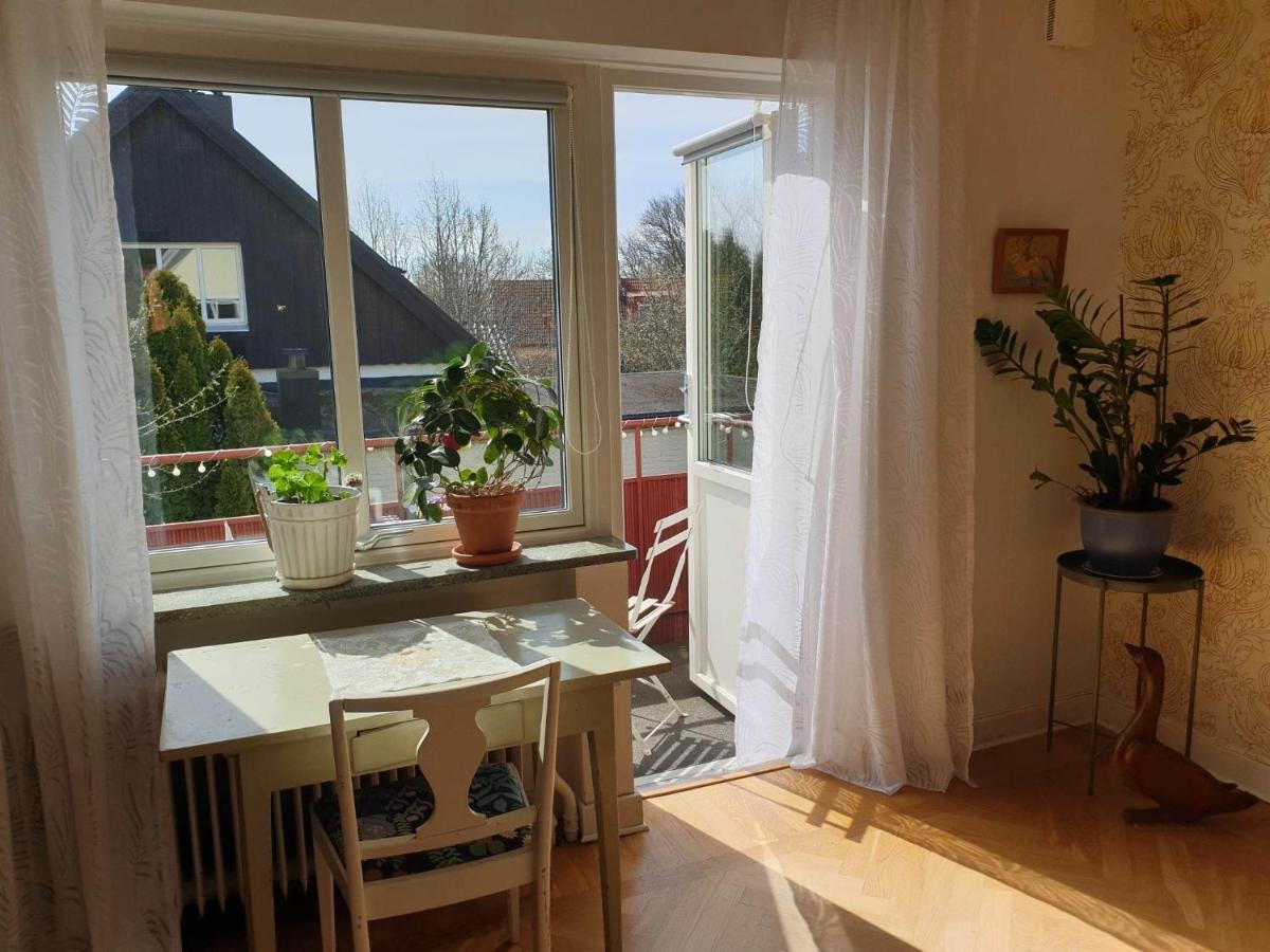 Egen Ovanvaning I Charmig Villa Naera Havet Ystad Exteriör bild