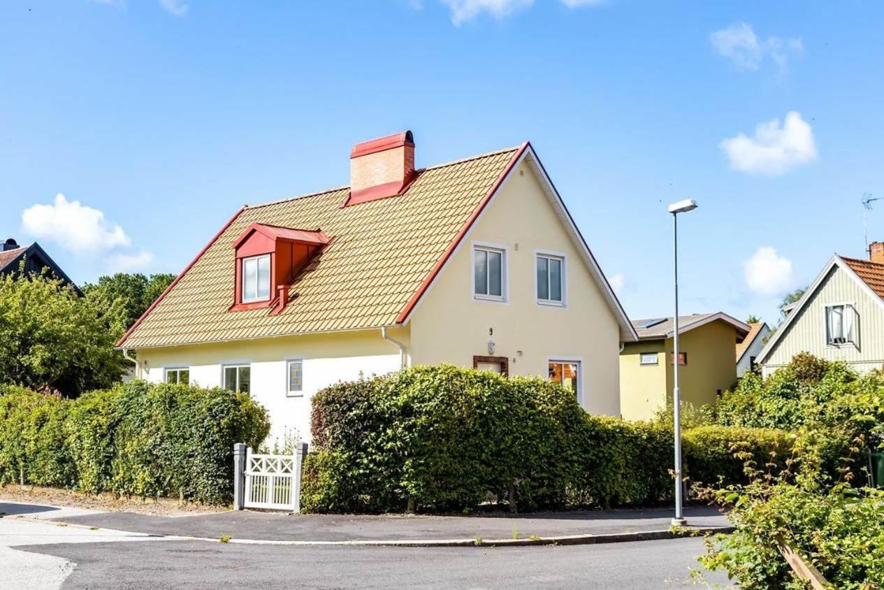 Egen Ovanvaning I Charmig Villa Naera Havet Ystad Exteriör bild